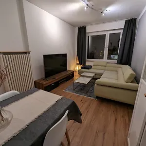  Apartment Ruhige 3-zimmer-wohnung Messenah Deutschland